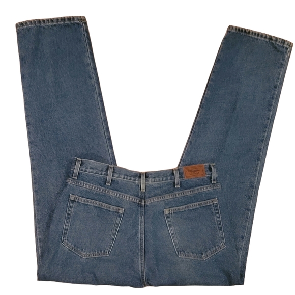 L.L. Bean Men's Natural Fit Jeans with inner lining Size 34×32 - Picture 3 of 6